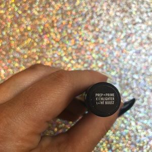 MAC Cosmetics Makeup - Mac highlight MAC Cosmetics Makeup - Mac highlight